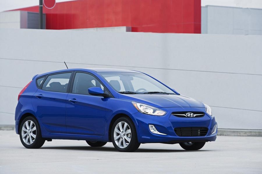  Hyundai Accent 2012 года  (фото 30 из 30)